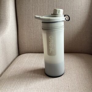 GRAYL GeoPress 24 oz Water Purifier Bottle Peak White